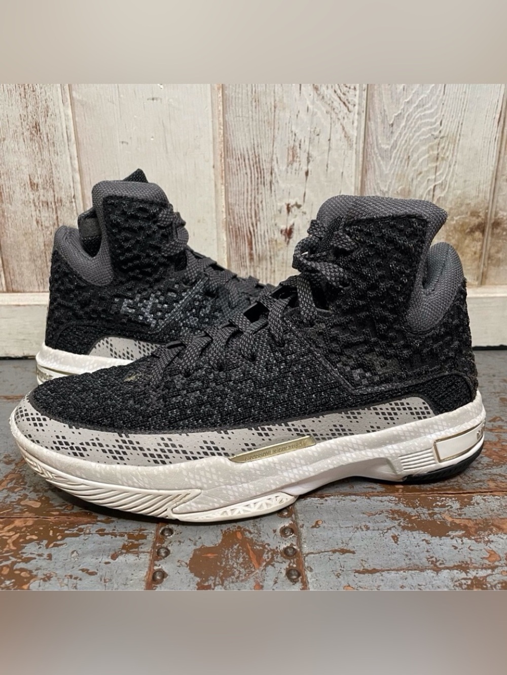 Crossover Culture Kids Sneakers